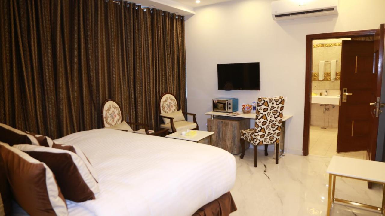 Hilton Suites Λαχόρη Εξωτερικό φωτογραφία