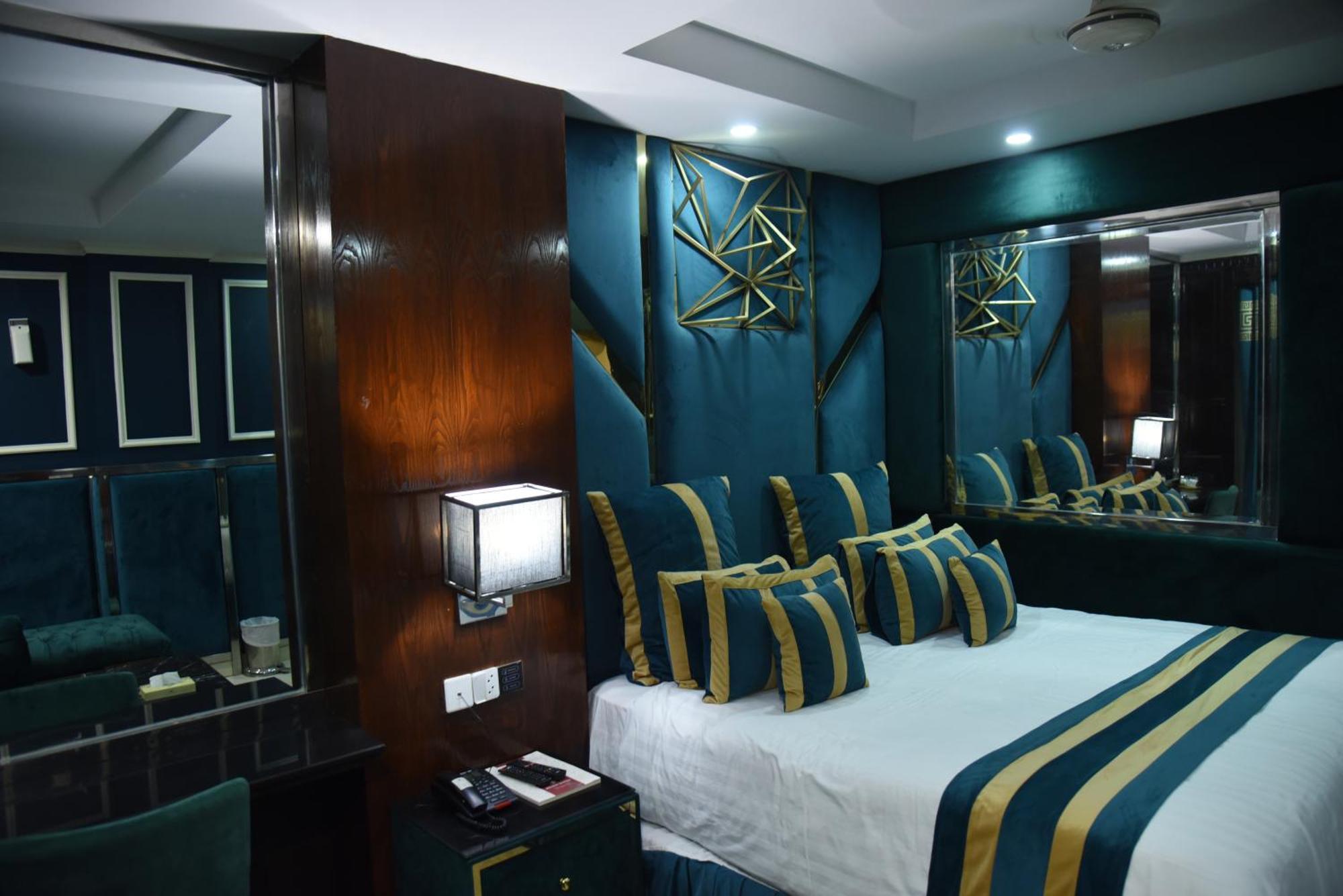 Hilton Suites Λαχόρη Εξωτερικό φωτογραφία